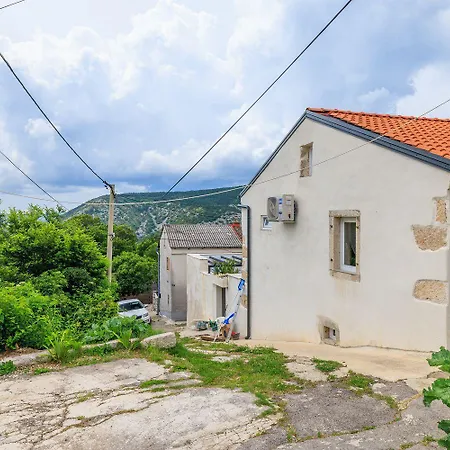 Malerisches Steinhaus Mit Privatpool, Bbq, Waschmaschine, Liegen, Klimatisierte Schlafzimmer * Grižane