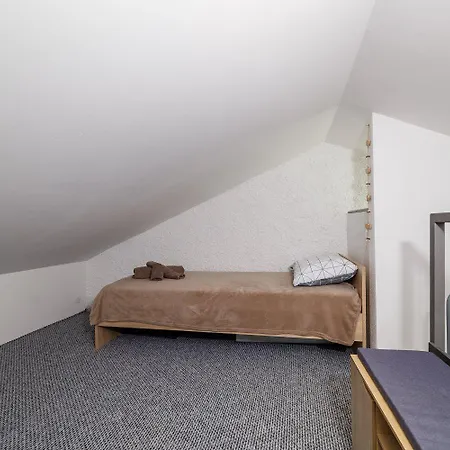 펜션 Malerisches Steinhaus Mit Privatpool, Bbq, Waschmaschine, Liegen, Klimatisierte Schlafzimmer *