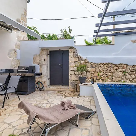 Malerisches Steinhaus Mit Privatpool, Bbq, Waschmaschine, Liegen, Klimatisierte Schlafzimmer *
