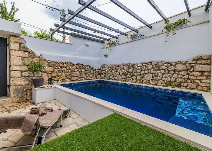 Malerisches Steinhaus Mit Privatpool, Bbq, Waschmaschine, Liegen, Klimatisierte Schlafzimmer *