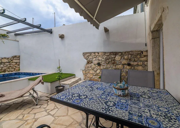 Malerisches Steinhaus Mit Privatpool, Bbq, Waschmaschine, Liegen, Klimatisierte Schlafzimmer * Grižane